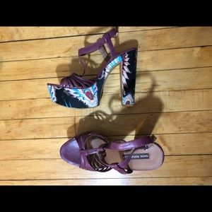 Strappy Platform Heeled Sandal